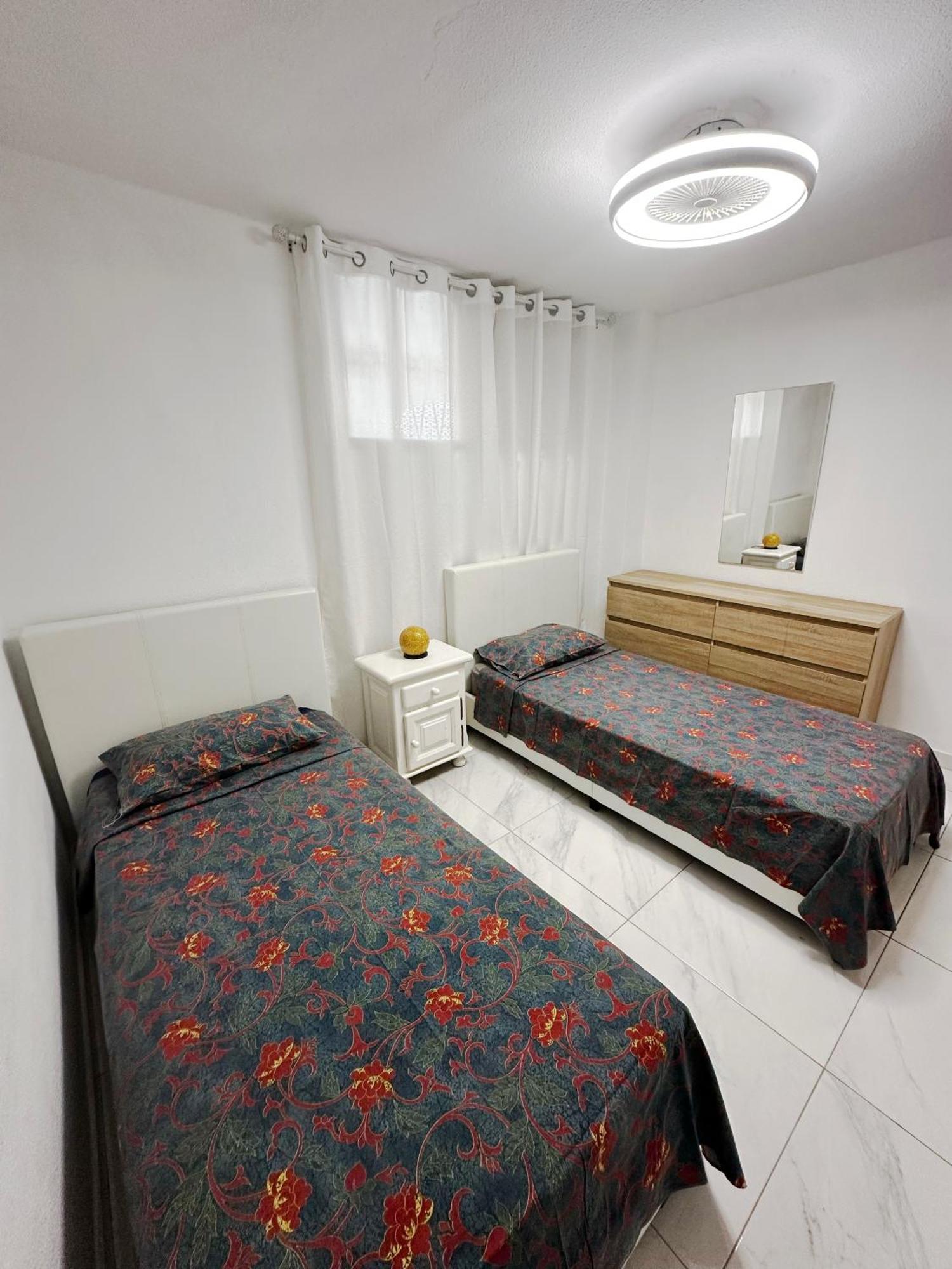 Classbnb - 3 Apartments 50M From The Las Americas Promenade Arona  Eksteriør bilde